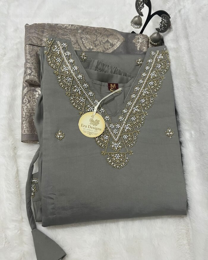 Embroidry salvar 3 piece set Grey