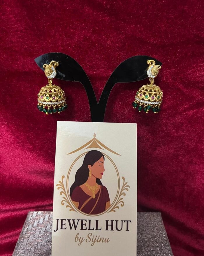 Emerald beads hanging white stones small Jumkas