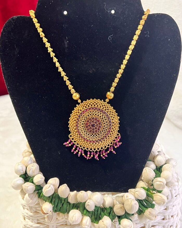 Ruby-Beaded-Round-Pendant