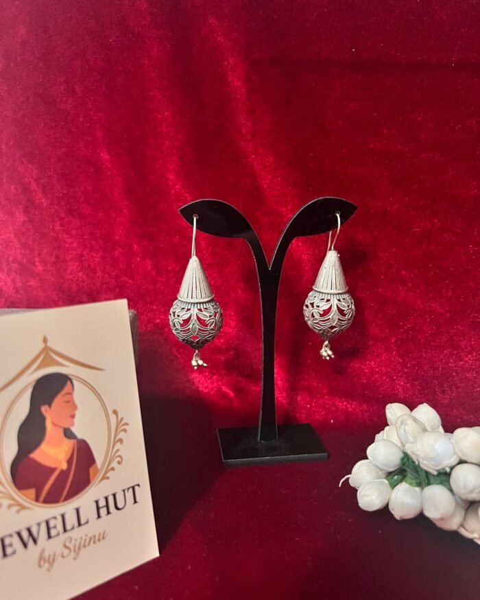 hook-type-Beads-hanging.