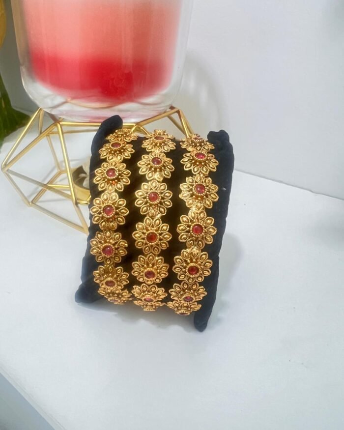 Ruby stone flower pattern Bangles